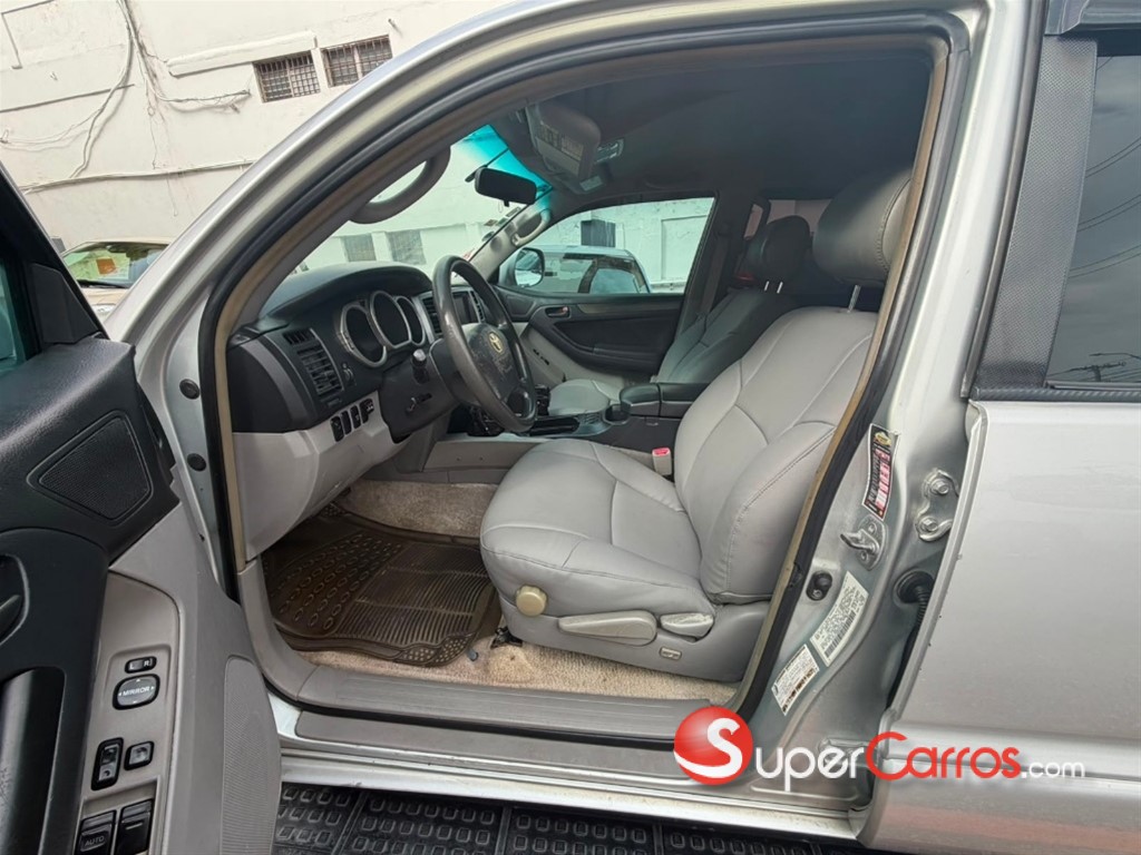 2005 Toyota 4 Runner Limited — foto 6 / 9