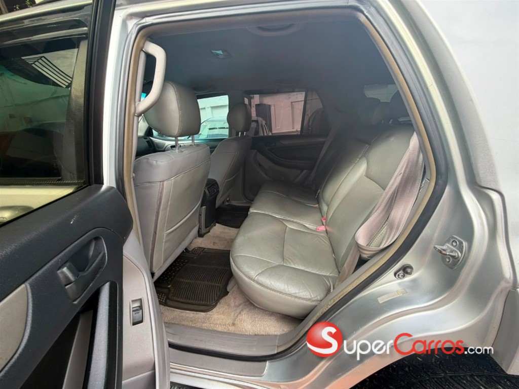 2005 Toyota 4 Runner Limited — foto 7 / 9