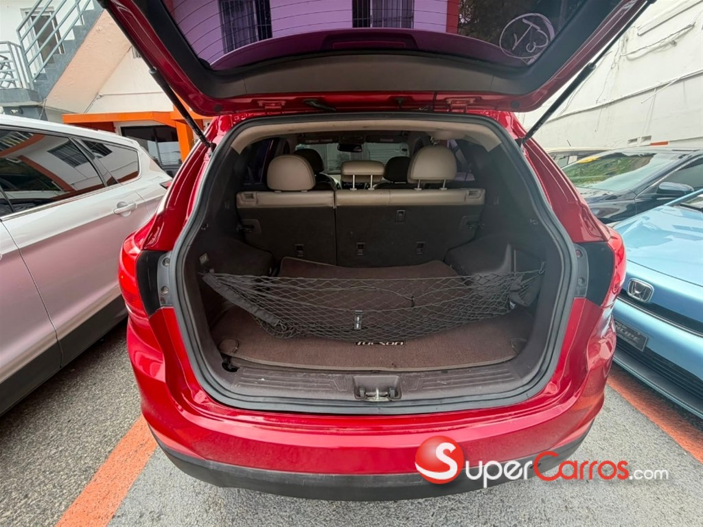 2015 Hyundai Tucson — foto 8 / 9