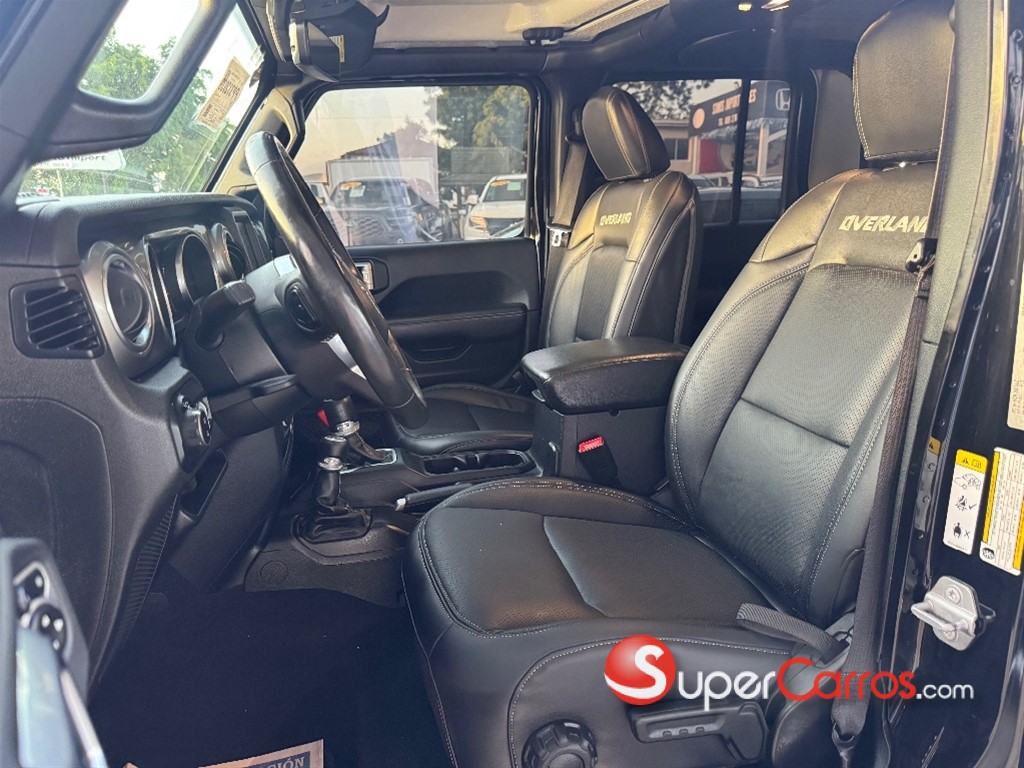 2020 Jeep Gladiator Overland — foto 9 / 12