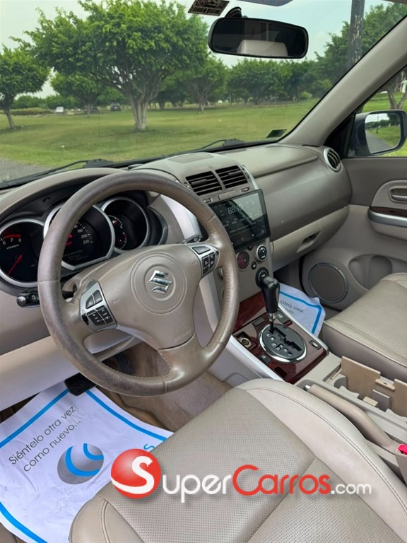 2010 Suzuki Vitara — foto 2 / 9