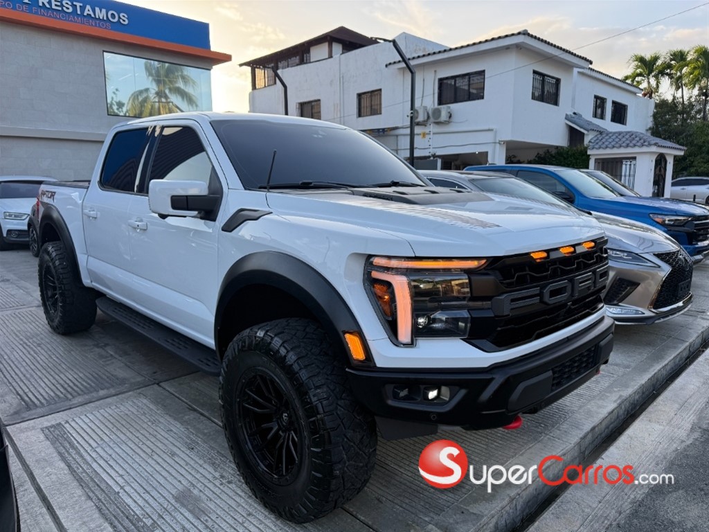2020 Ford F 150 Raptor — foto 7 / 12