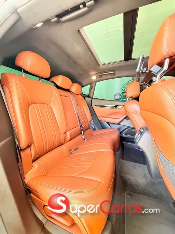 2019 Maserati Levante Q4 — foto 4 / 10