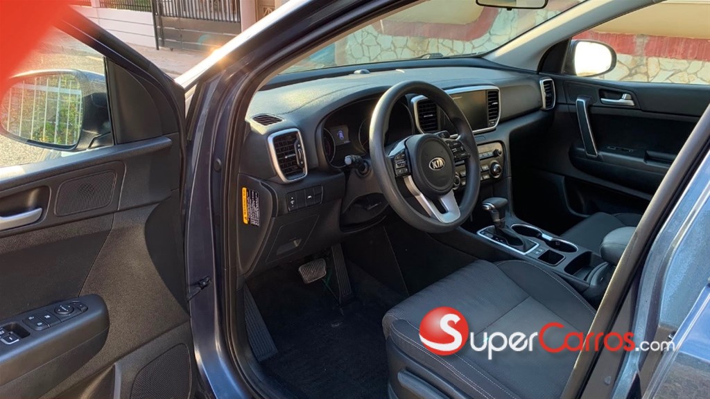 2022 Kia Sportage LX — foto 8 / 11