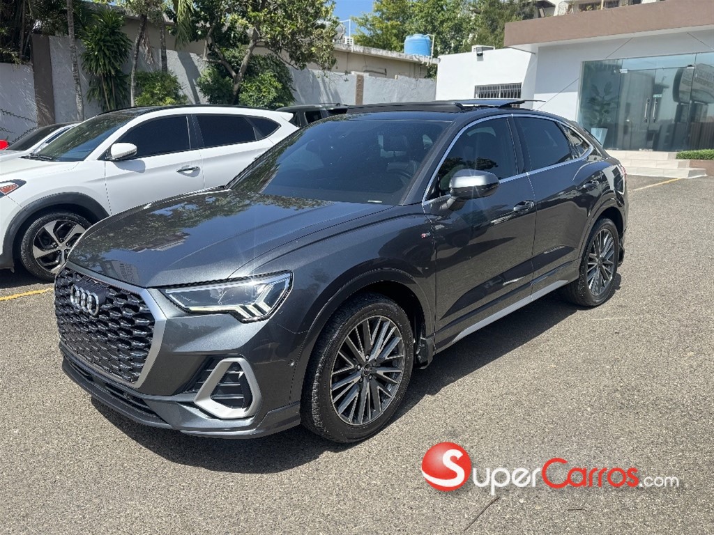 2021 Audi Q3 S Line — foto 2 / 10