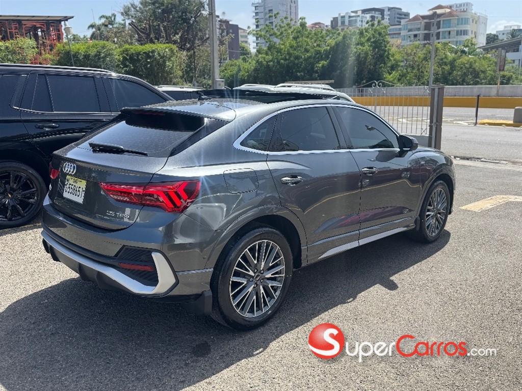 2021 Audi Q3 S Line — foto 3 / 10