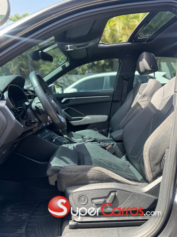 2021 Audi Q3 S Line — foto 9 / 10