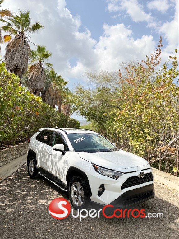 2021 Toyota RAV4 XLE PLUS