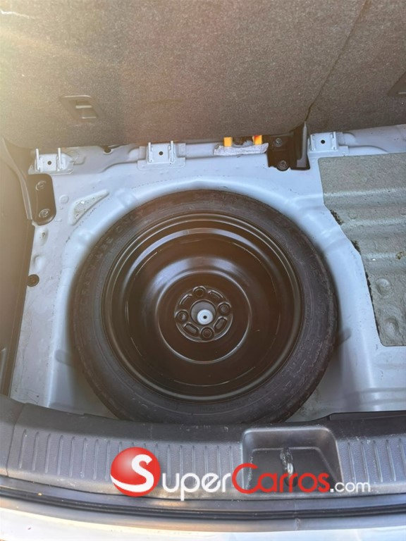 2013 Mazda Demio — foto 10 / 12