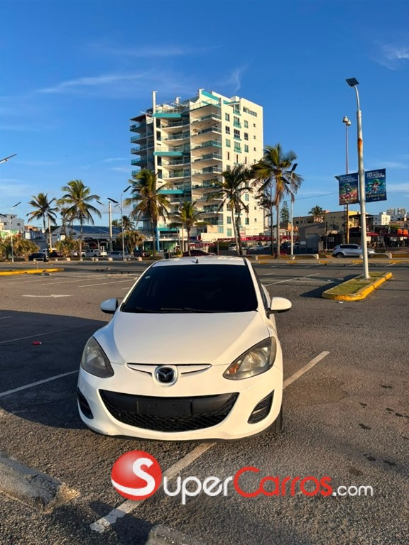 2013 Mazda Demio — foto 12 / 12