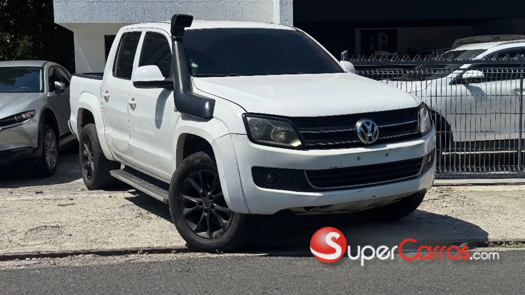 2015 Volkswagen Amarok — foto 2 / 9