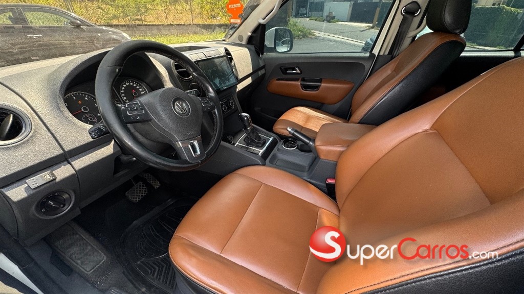 2015 Volkswagen Amarok — foto 7 / 9