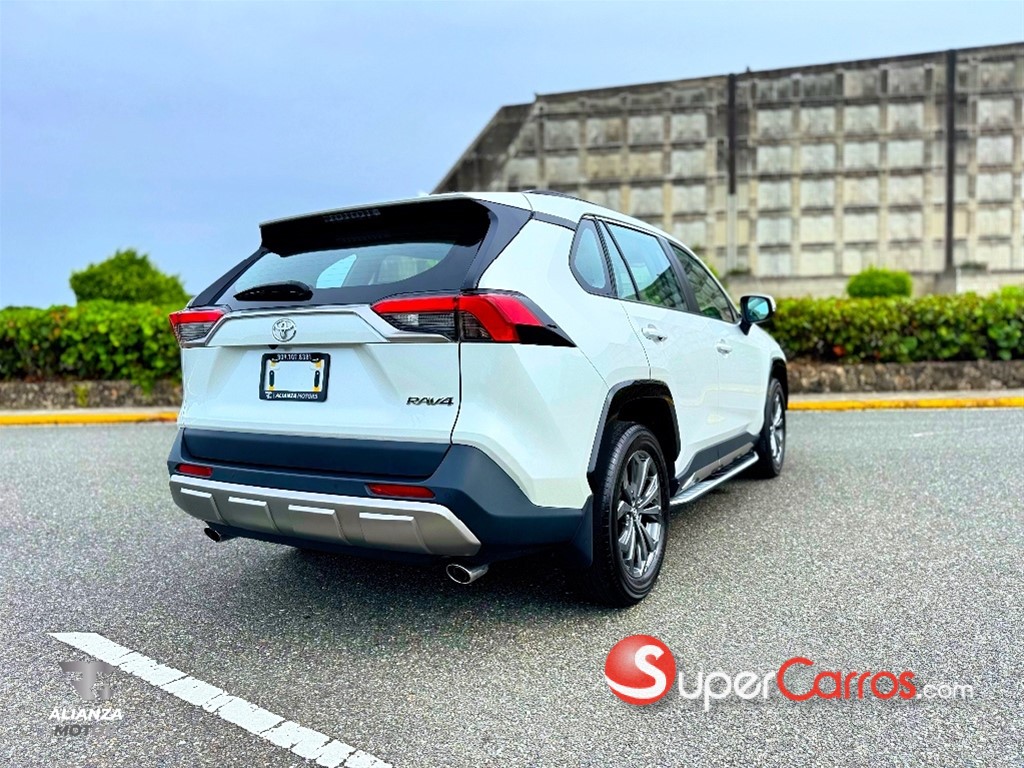 2026 Toyota RAV4 — foto 9 / 12
