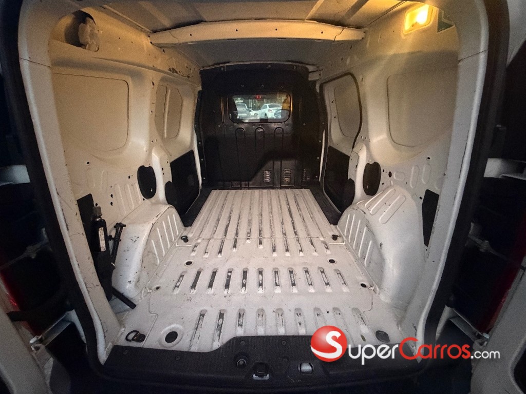 2023 Renault Express — foto 9 / 10