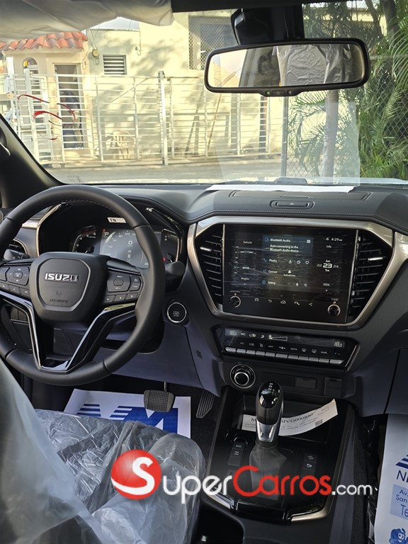 2027 Isuzu DMAX LSE — foto 8 / 8
