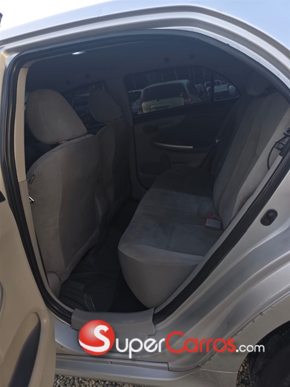 2012 Toyota Corolla — foto 4 / 8