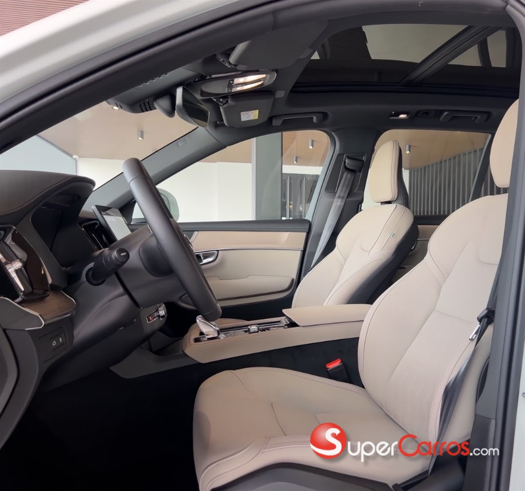 2026 Volvo XC90 T8 Excellence — foto 6 / 12