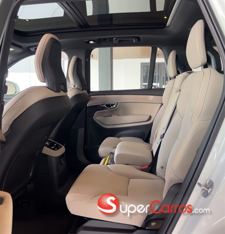 2026 Volvo XC90 T8 Excellence — foto 7 / 12