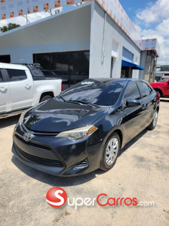 2017 Toyota Corolla LE — foto 6 / 9