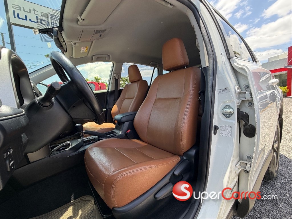 2017 Toyota RAV4 — foto 12 / 12