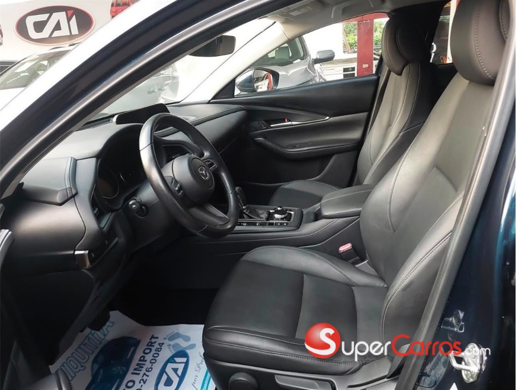 2021 Mazda CX-30 Premium — foto 3 / 8