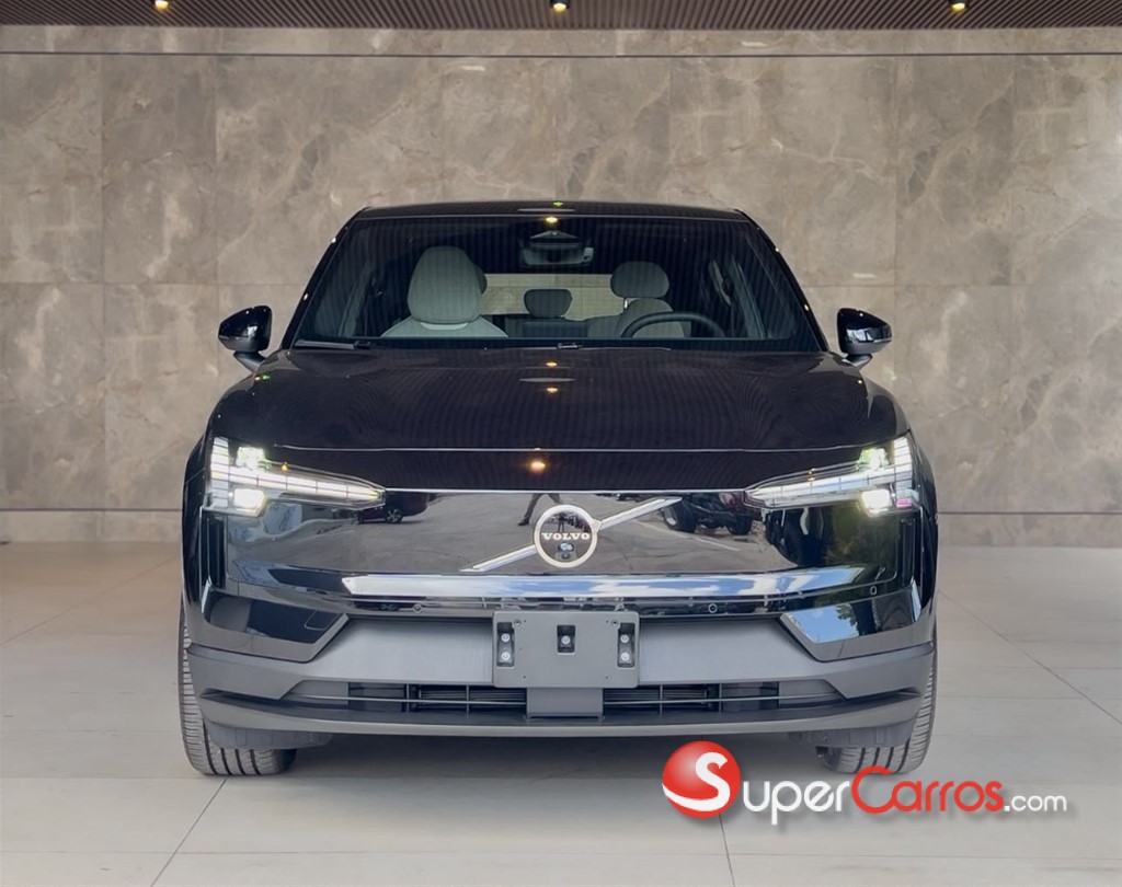 2026 Volvo EX30 — foto 2 / 12