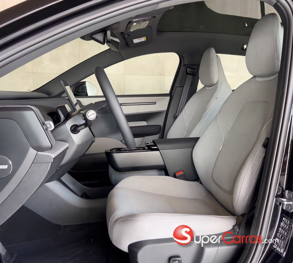 2026 Volvo EX30 — foto 6 / 12