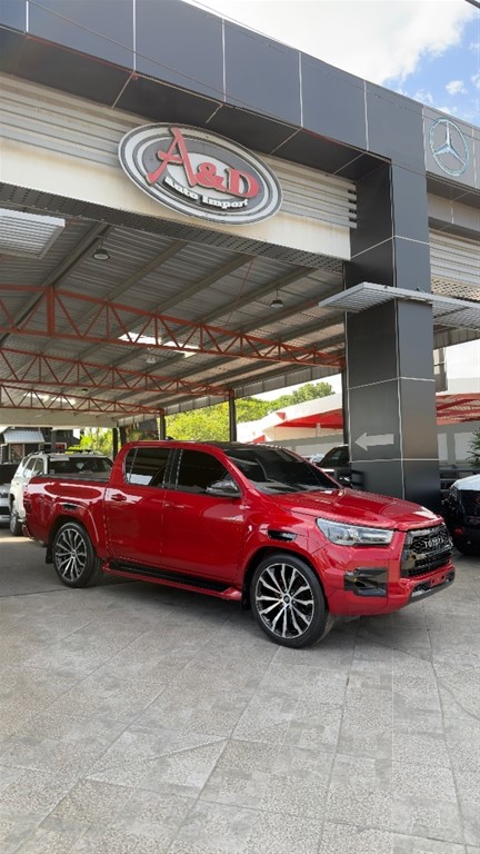 2024 Toyota Hilux GR Sport — foto 2 / 12