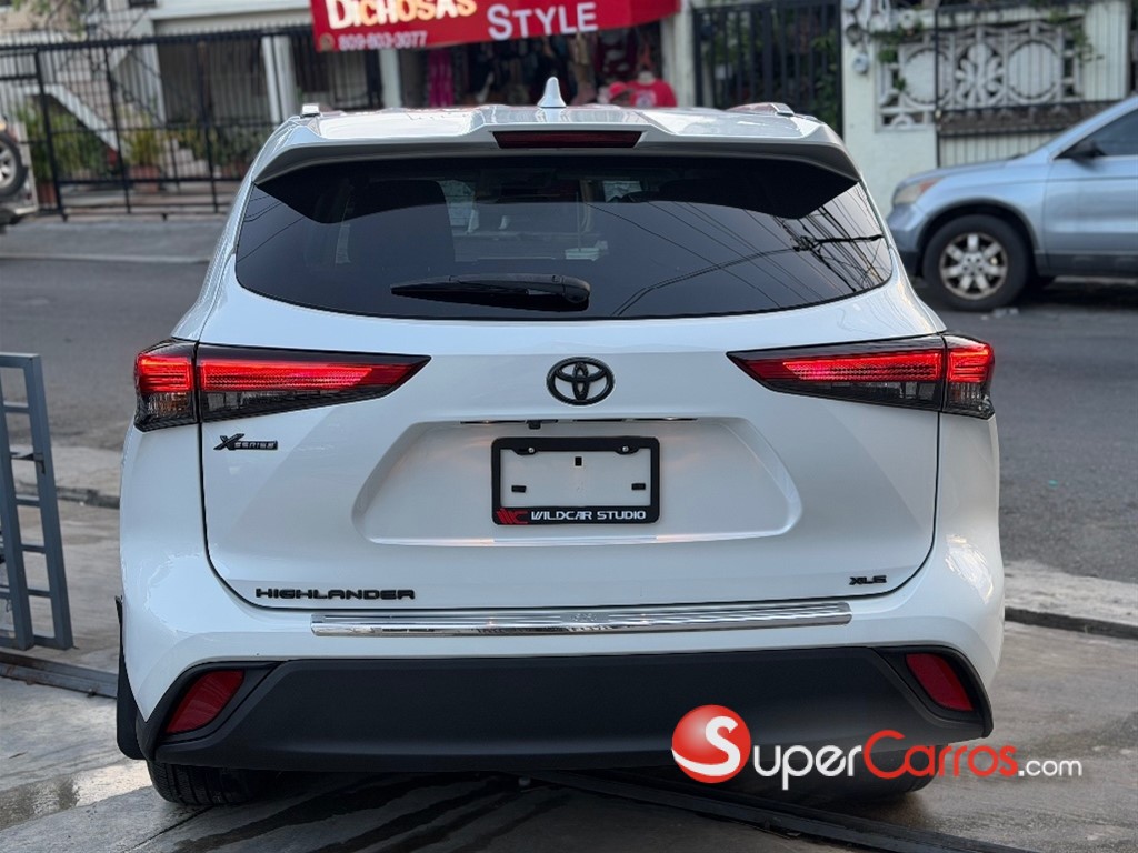 2023 Toyota Highlander XLE — foto 5 / 10