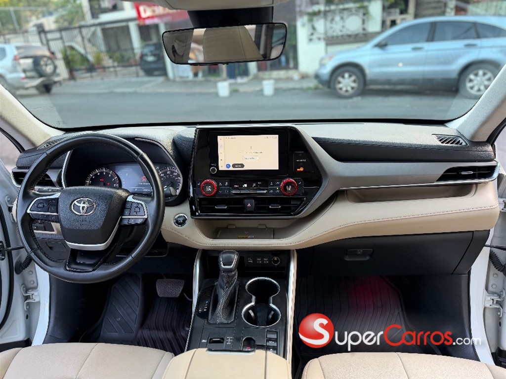 2023 Toyota Highlander XLE — foto 7 / 10