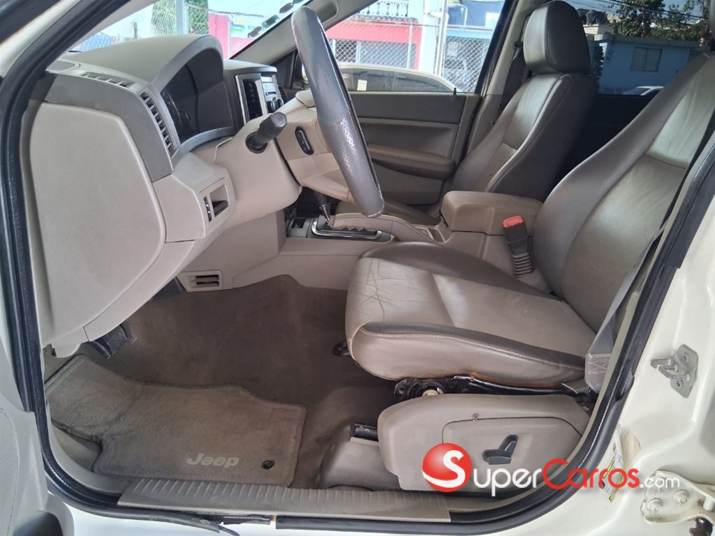 2008 Jeep Grand Cherokee — foto 6 / 8
