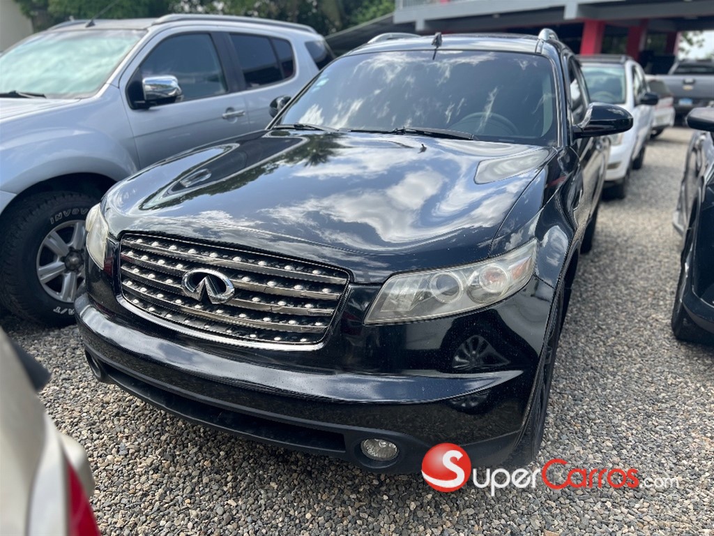 2005 Infiniti FX-35 — foto 2 / 10
