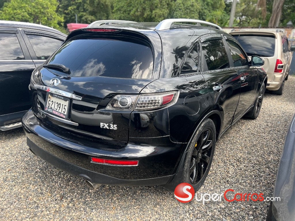 2005 Infiniti FX-35 — foto 7 / 10