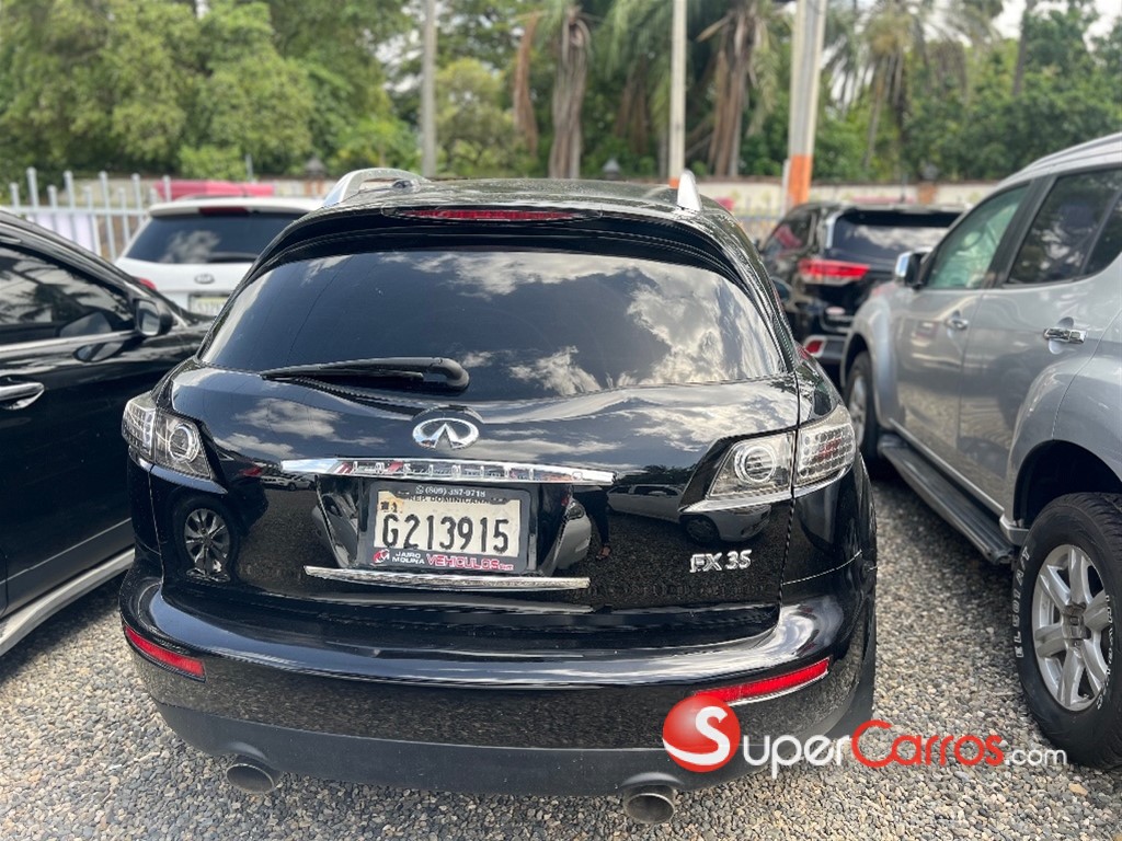 2005 Infiniti FX-35 — foto 8 / 10