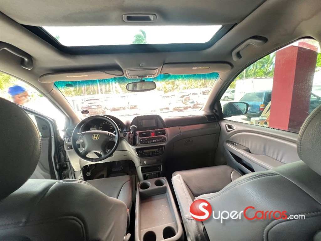2010 Honda Odyssey — foto 5 / 12