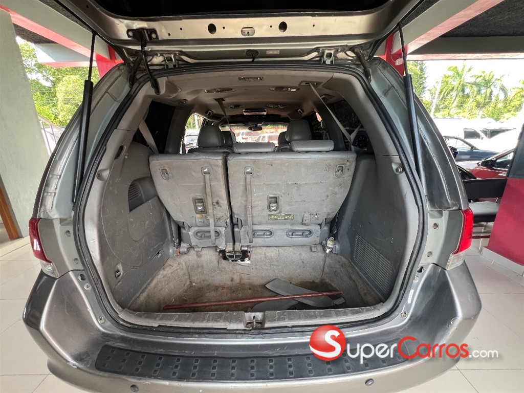 2010 Honda Odyssey — foto 7 / 12