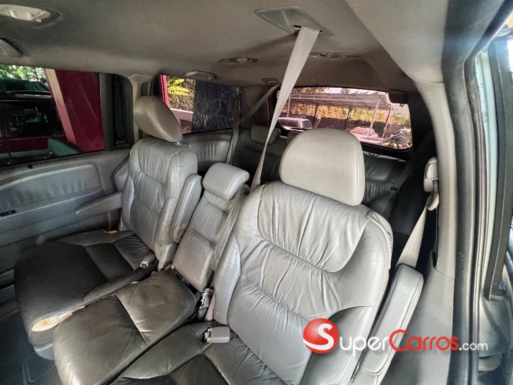 2010 Honda Odyssey — foto 8 / 12
