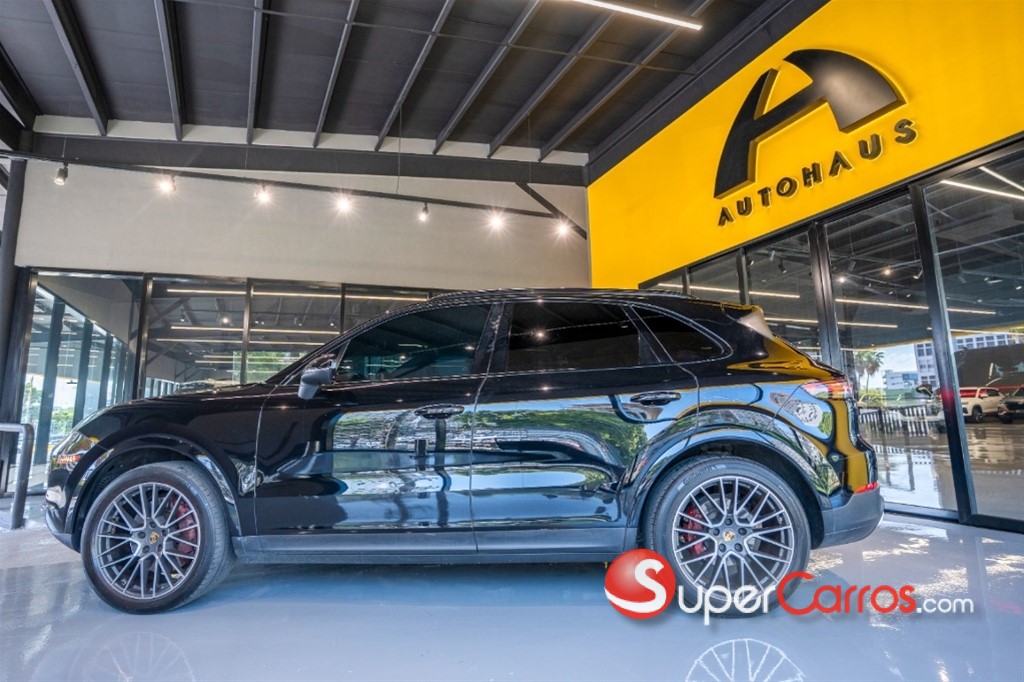 2021 Porsche Cayenne — foto 3 / 8