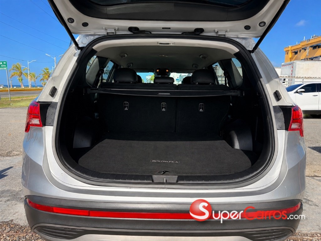2021 Hyundai Santa Fe SE — foto 8 / 8
