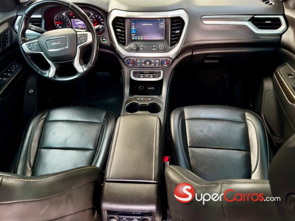 2020 GMC Acadia — foto 9 / 12