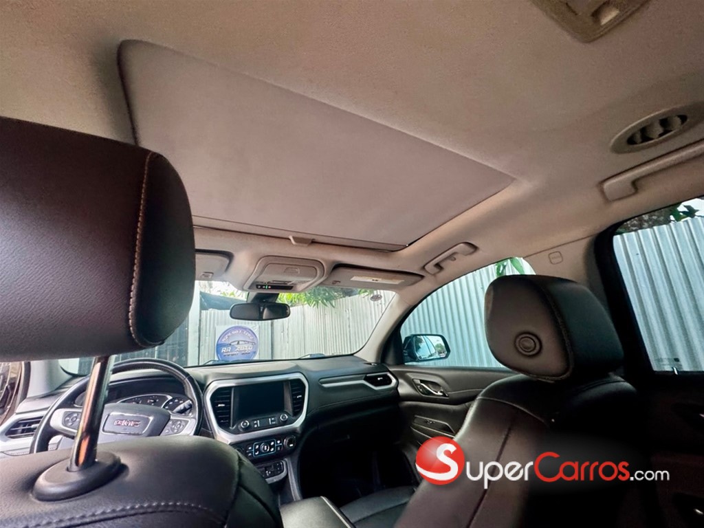 2020 GMC Acadia — foto 11 / 12