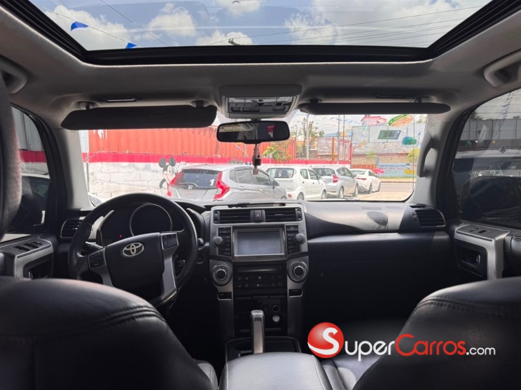 2012 Toyota 4 Runner Limited — foto 4 / 12