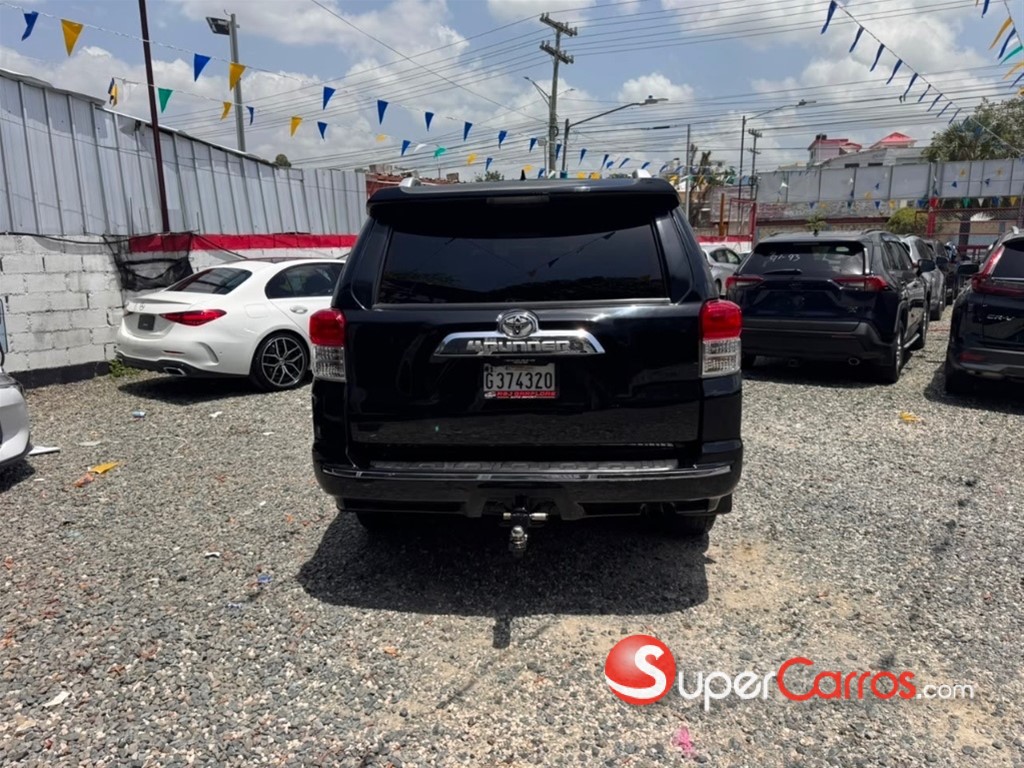 2012 Toyota 4 Runner Limited — foto 8 / 12