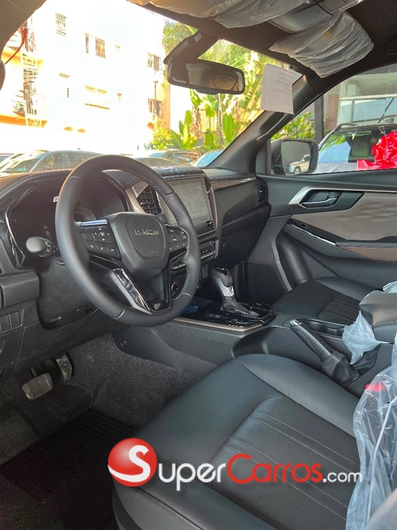 2027 Isuzu DMAX — foto 6 / 10