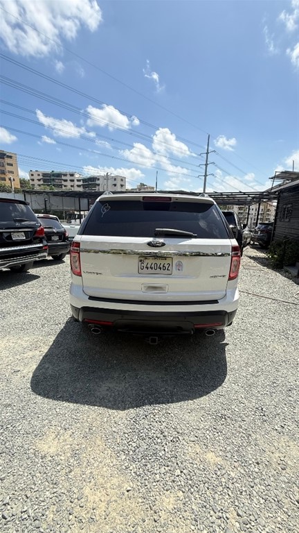 2014 Ford Explorer Limited — foto 2 / 10