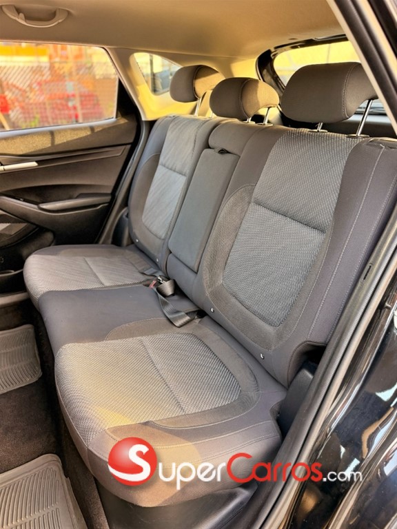 2023 Kia Seltos — foto 8 / 12