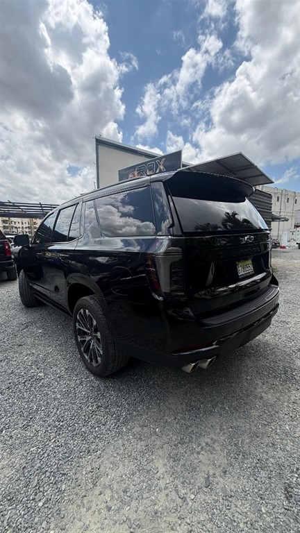 2025 Chevrolet Tahoe Highcountry Duramax — foto 8 / 8