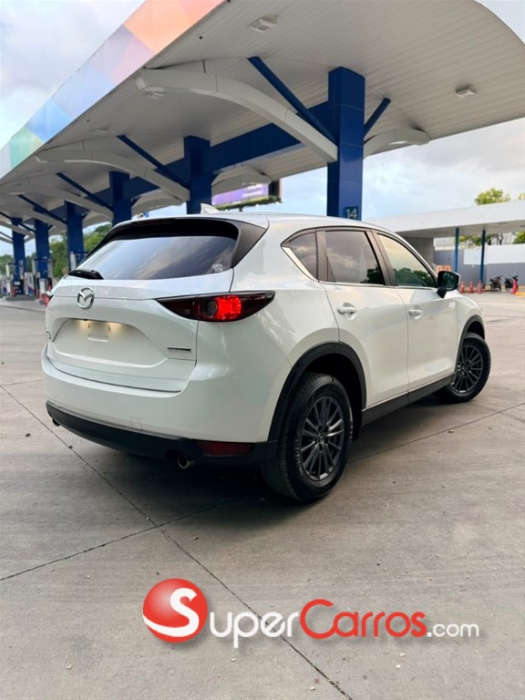 2020 Mazda CX-5 Touring — foto 3 / 9