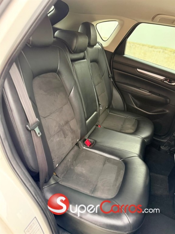 2020 Mazda CX-5 Touring — foto 8 / 9
