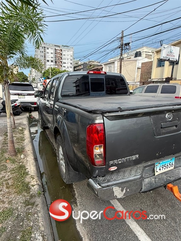 2016 Nissan Frontier SV — foto 4 / 5